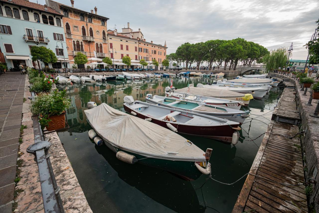 Suite "Castello" Del Garda - Apt Per Coppie Garda Desenzano del Garda Luaran gambar